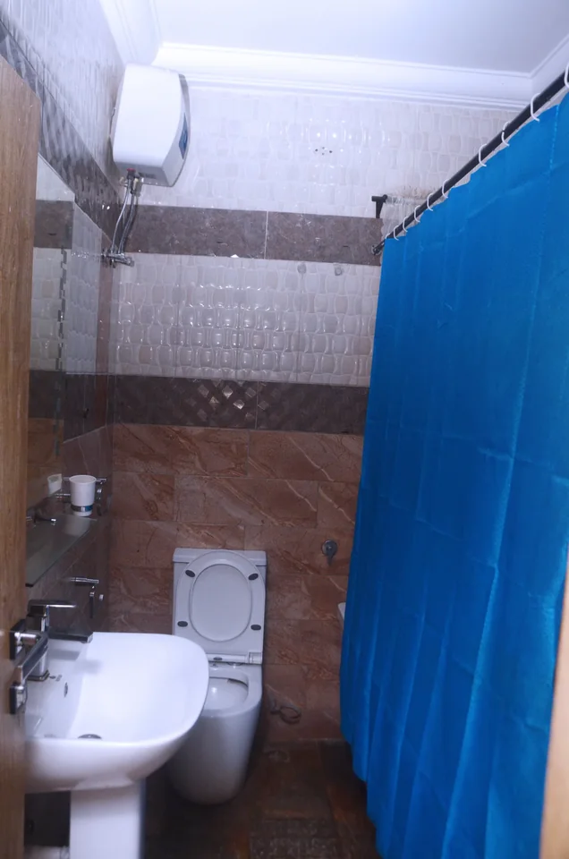 Trust Resort guest bathroom
